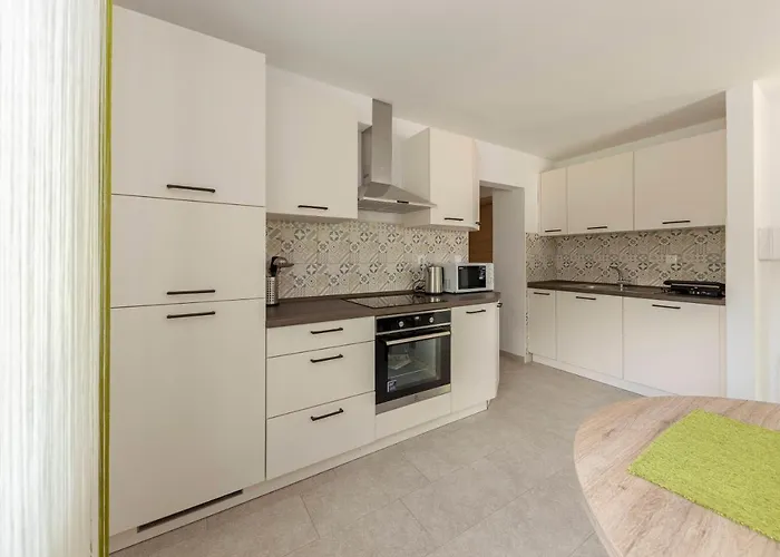 Hisa V Zelenem Apartamento Bled